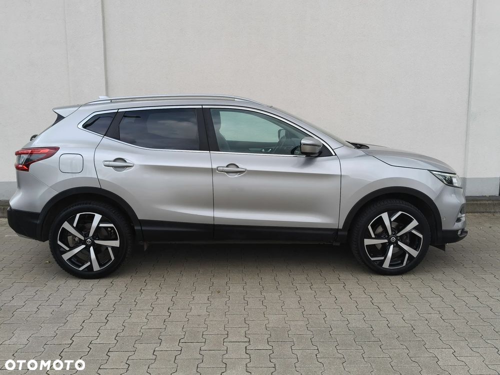 Nissan Qashqai 1.6 DIG-T Tekna - 4
