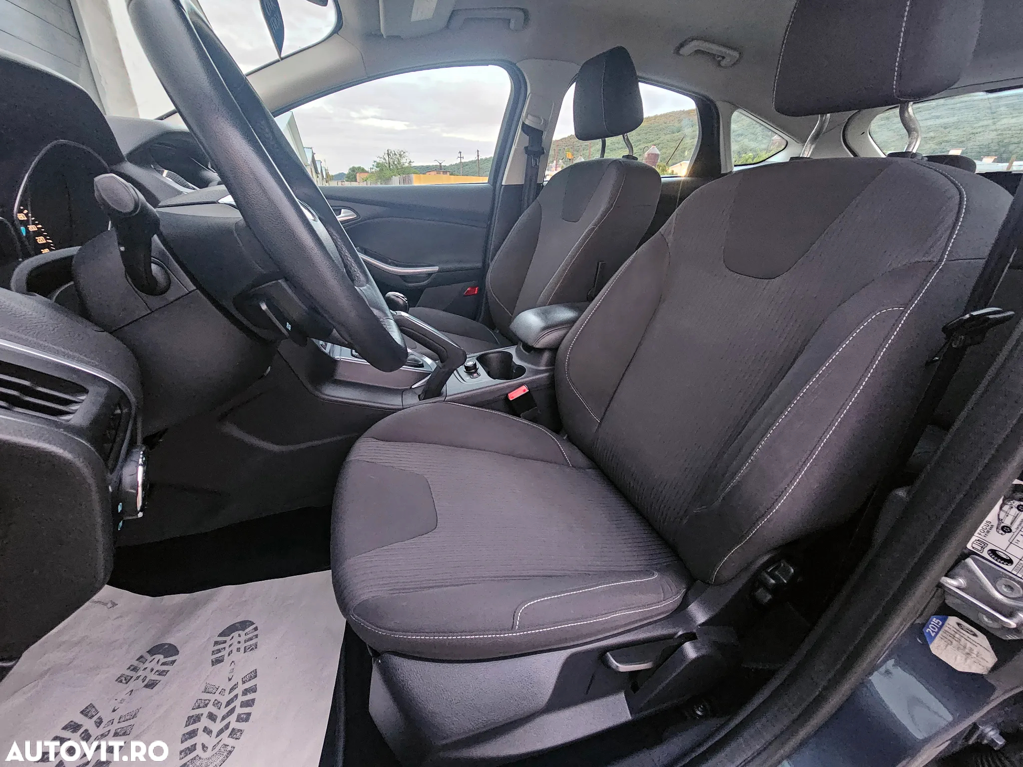 Ford Focus 1.6 TDCi DPF Start-Stopp-System Titanium - 24