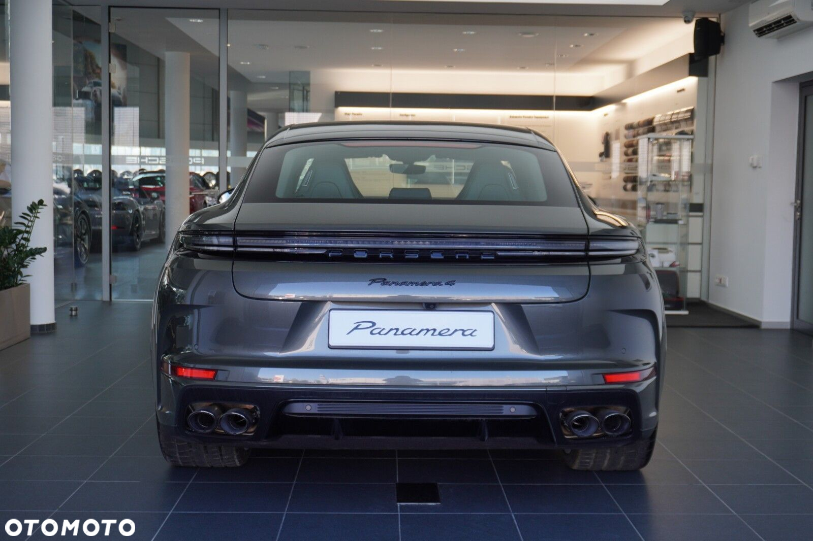 Porsche Panamera - 9