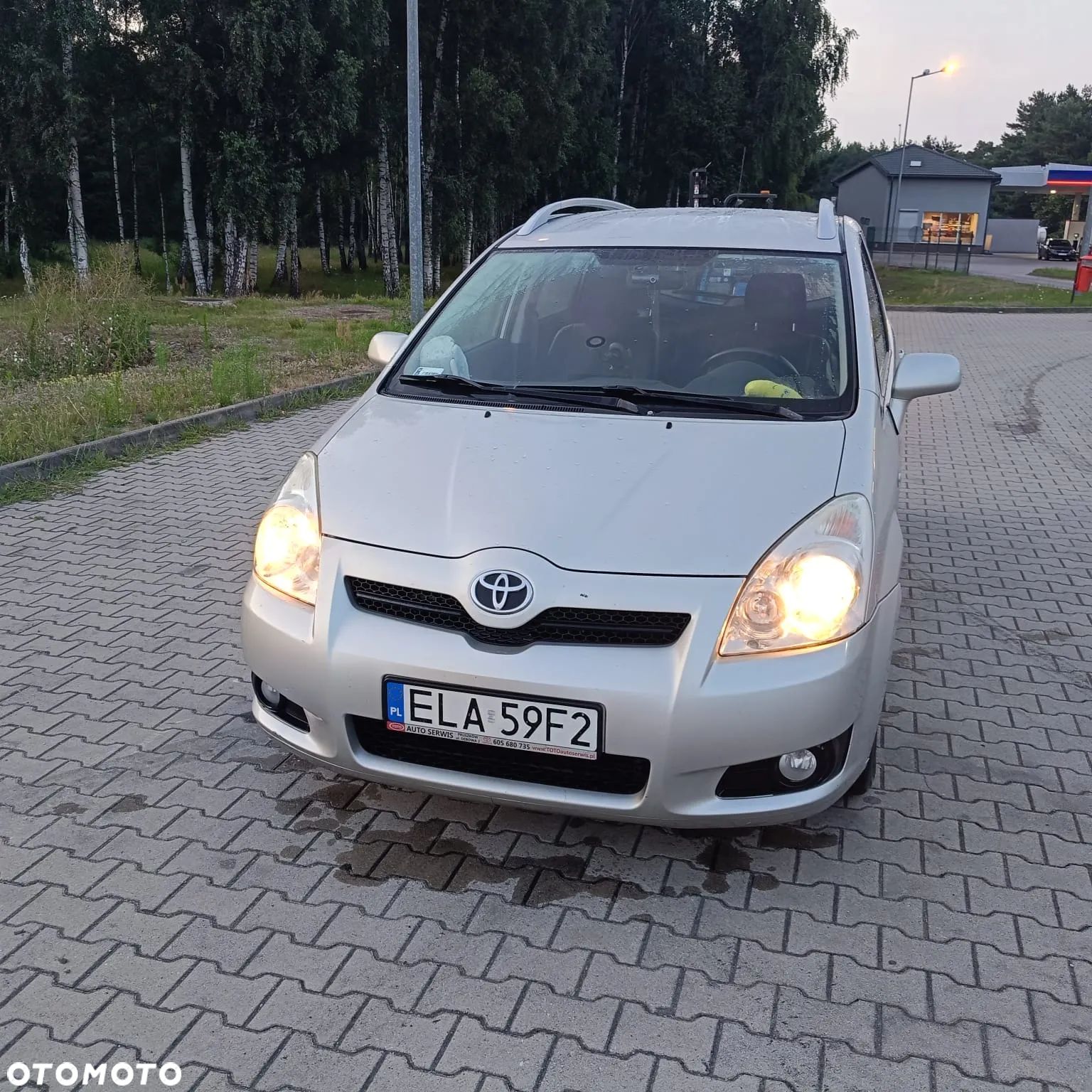 Toyota Corolla Verso 2.2 D-4D Gold - 1