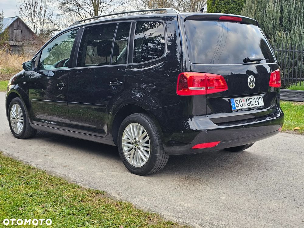 Volkswagen Touran 2.0 TDI DPF Highline - 2
