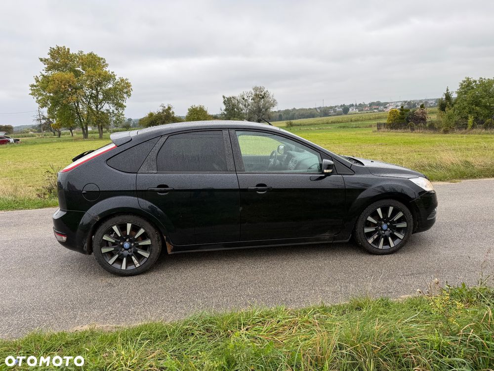 Ford Focus 1.6 Platinium X - 23