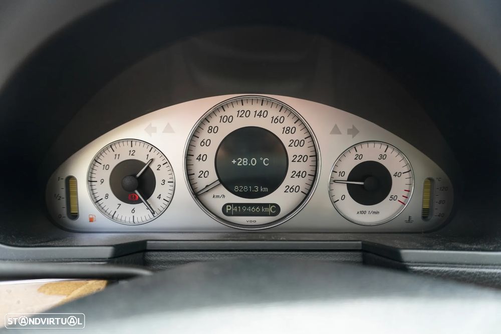 Mercedes-Benz E 320 CDi Avantgarde - 32