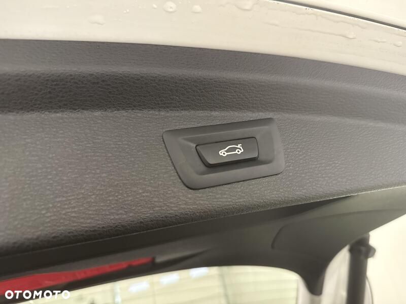 BMW X2 sDrive18i - 24