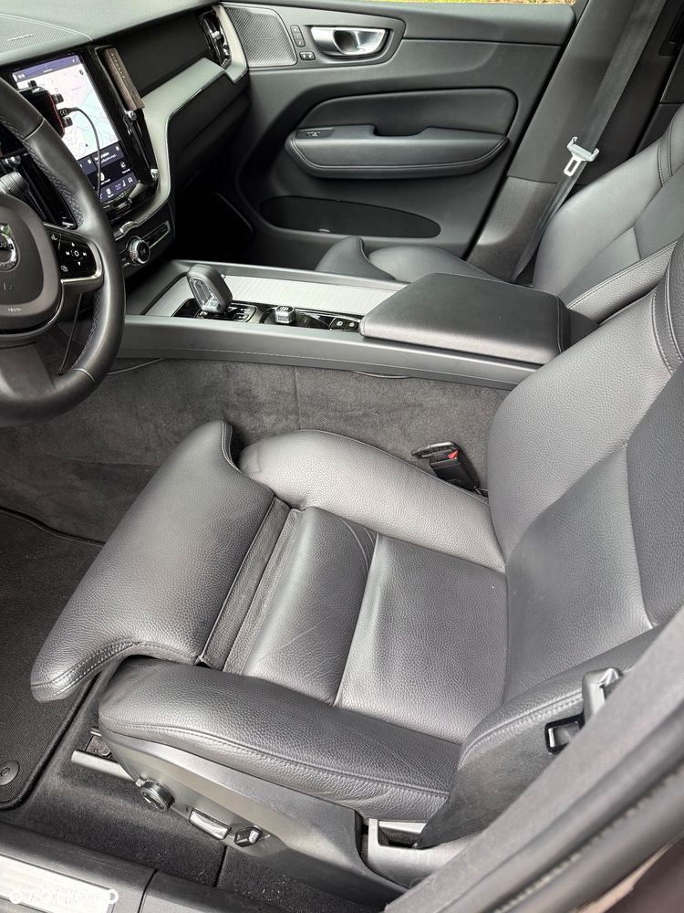 Volvo XC 60 - 16