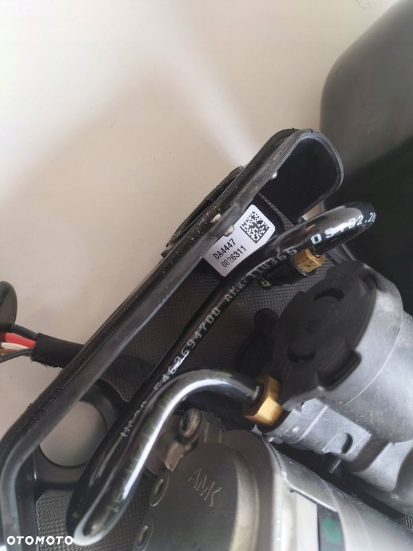 KOMPRESOR ZAWIESZENIA JAGUAR LAND ROVER A2395 2018R - 6