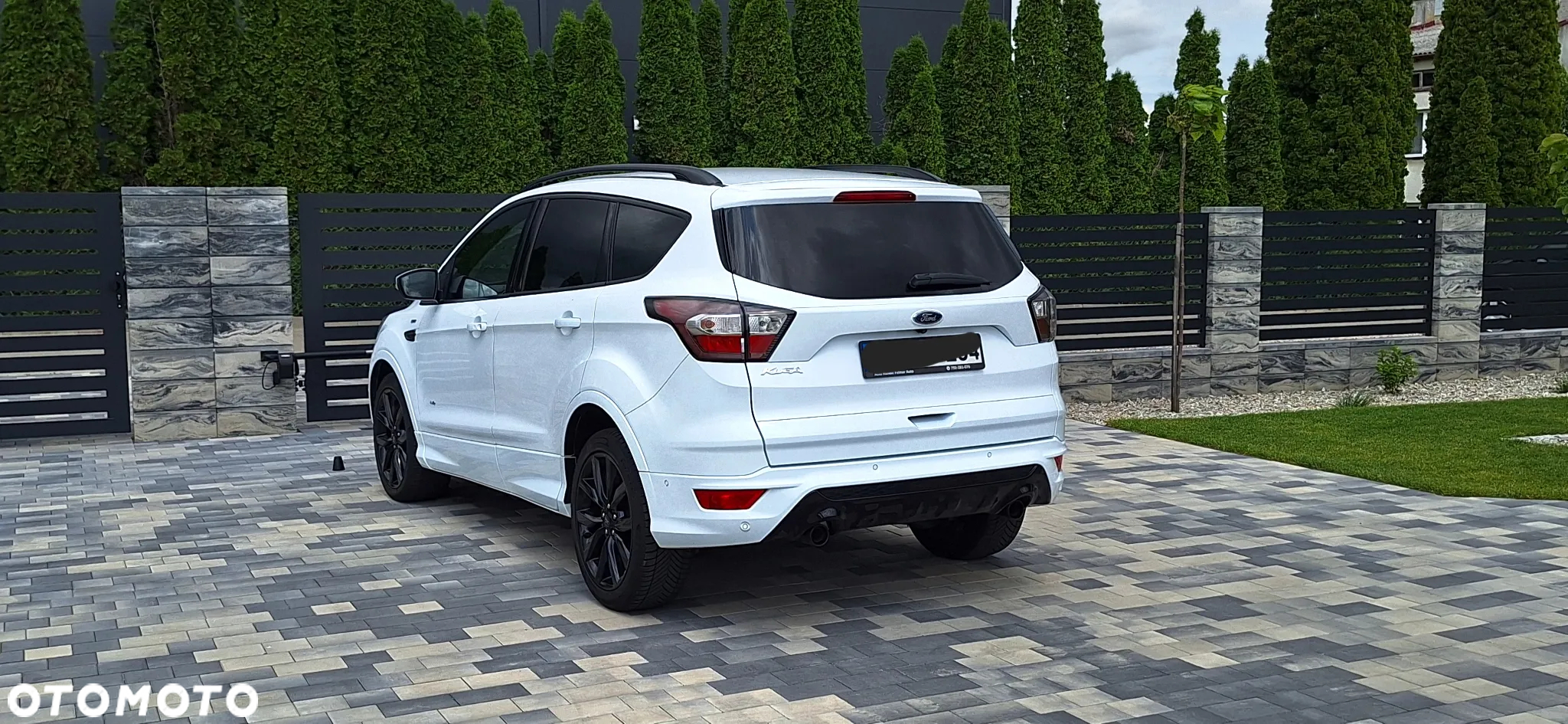 Ford Kuga 2.0 TDCi 4x4 ST-Line - 10