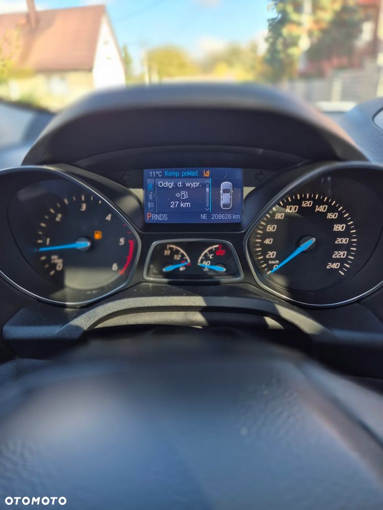 Ford Kuga - 17