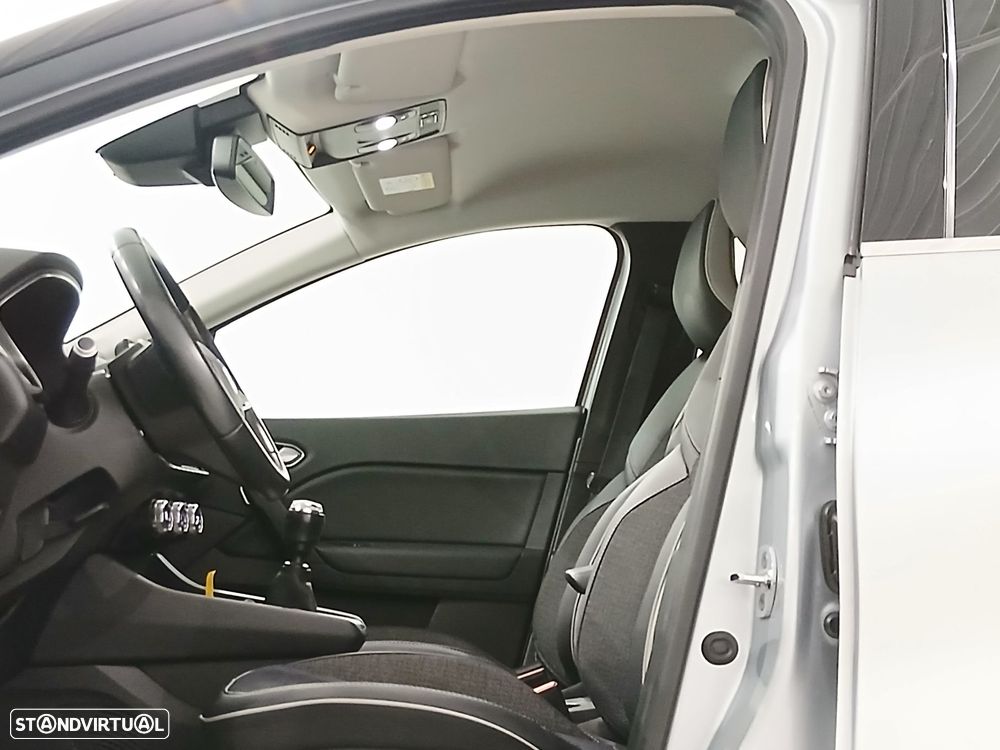 Renault Captur 1.0 TCe Exclusive - 27