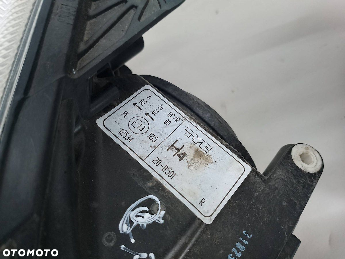 LAMPY PRZÓD KOMPLET SKODA ROOMSTER 20-B502L  20-B501R - 10