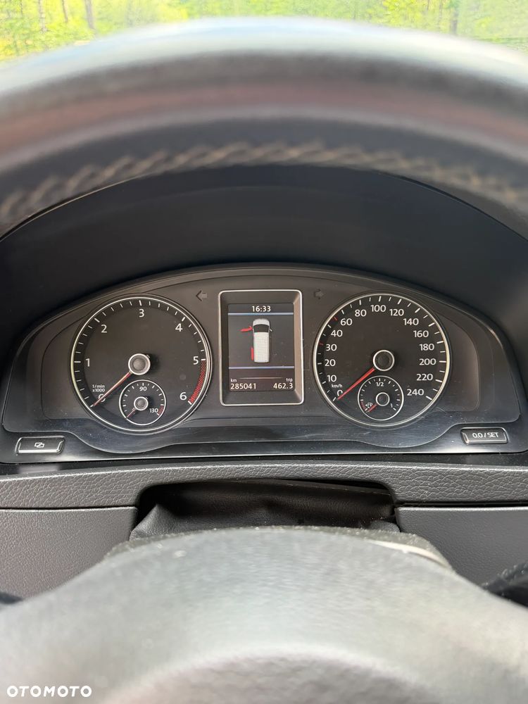 Volkswagen Multivan - 18