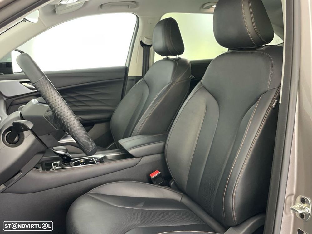 MG HS 1.5 Plug-in Hybrid Luxury - 17