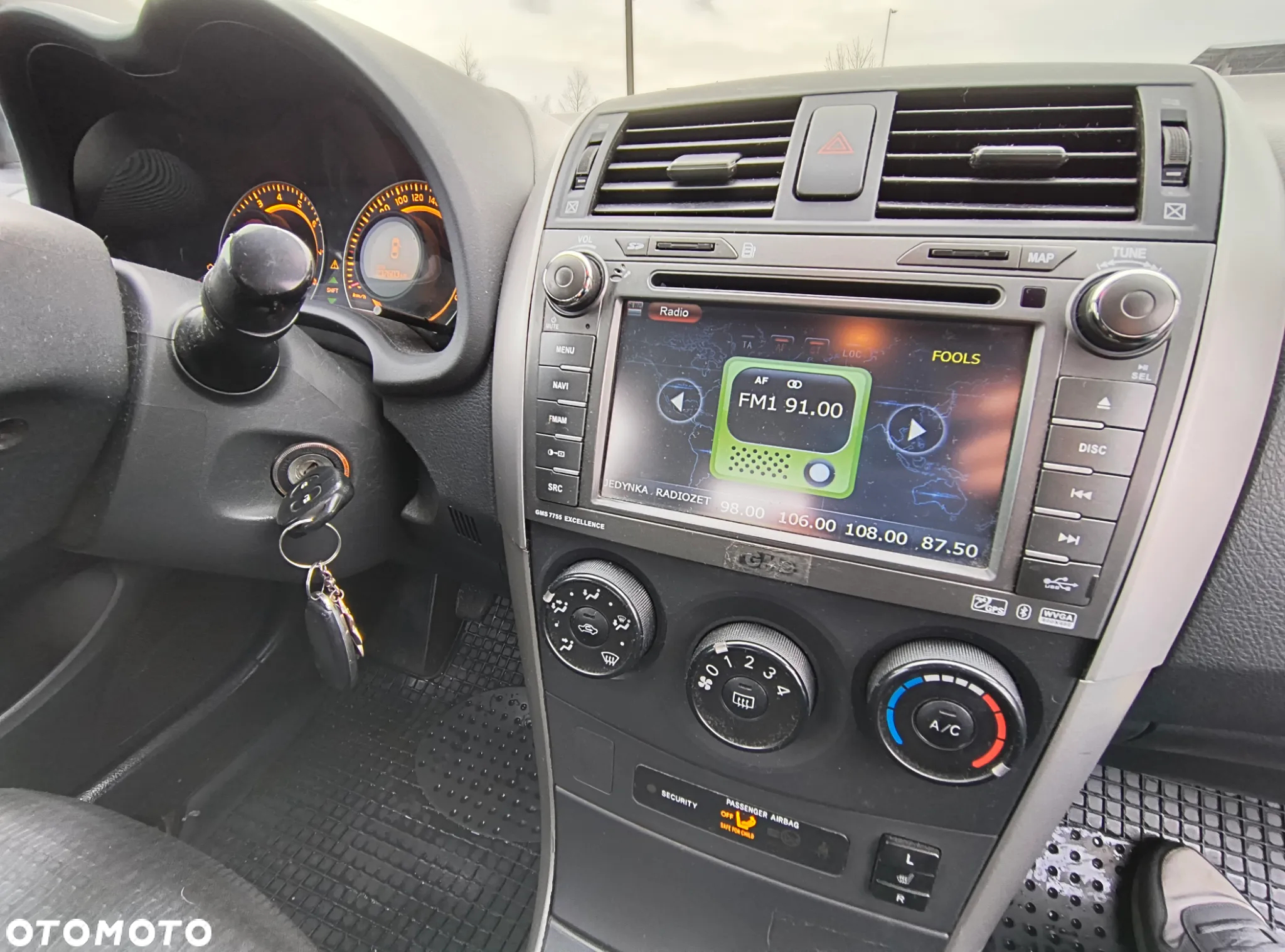 Toyota Corolla 1.6 2010 - 9