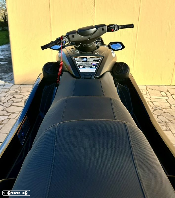 Yamaha FX Cruiser SVHO - 8