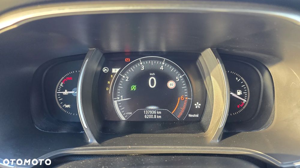 Renault Megane ENERGY TCe 130 EDC BOSE EDITION - 22