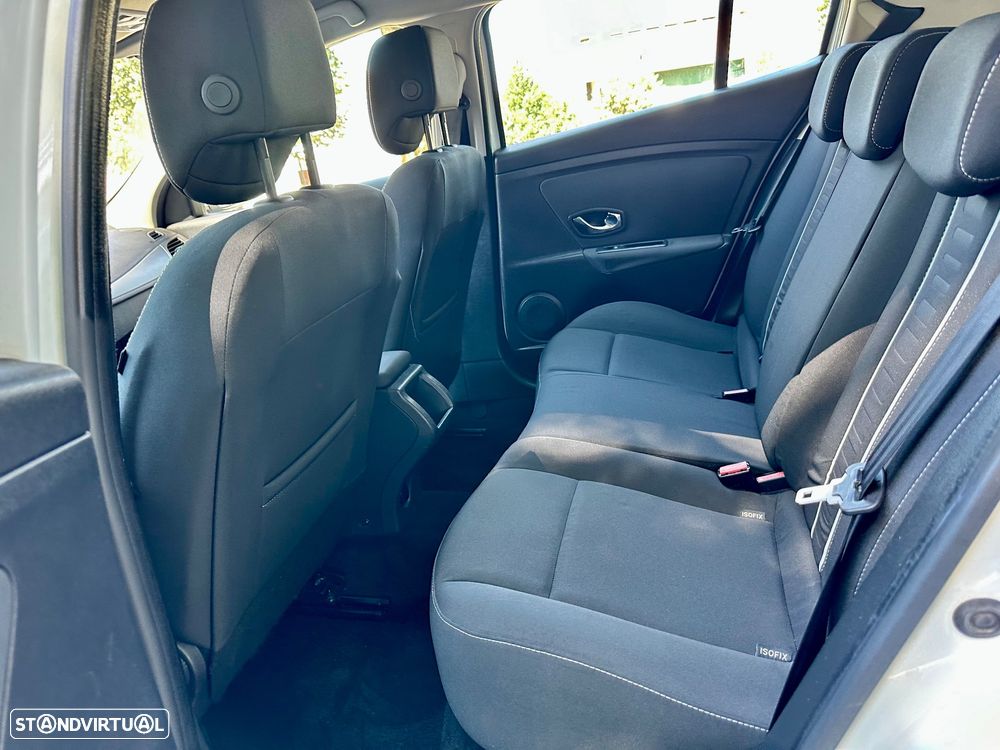 Renault Mégane 1.5 dCi Dynamique - 20