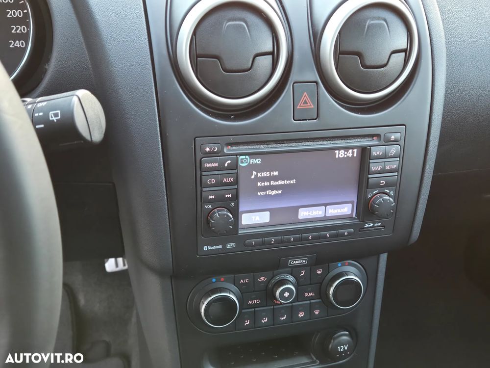 Nissan Qashqai 1.6 DCI Start/Stop Tekna - 24