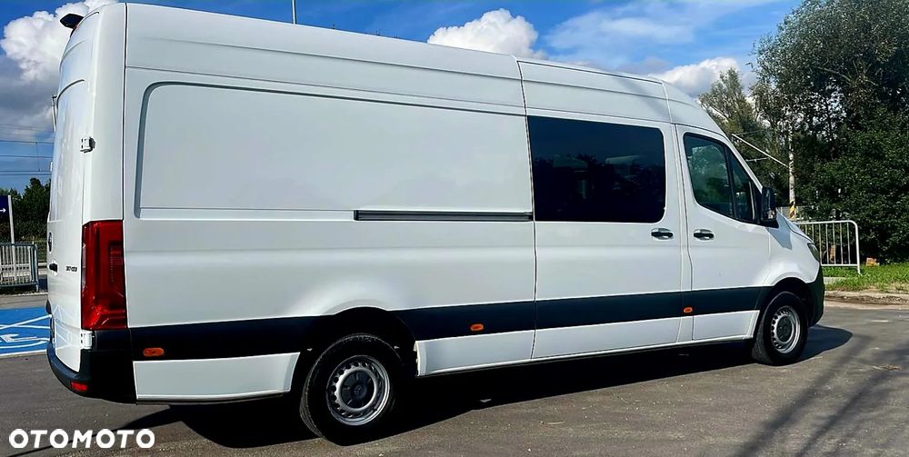 Mercedes-Benz SPRINTER - 6