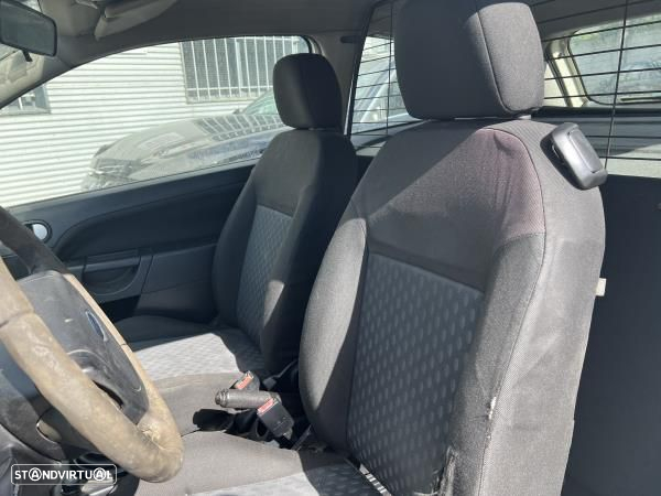 Para Peças Ford Fiesta V Van - 9