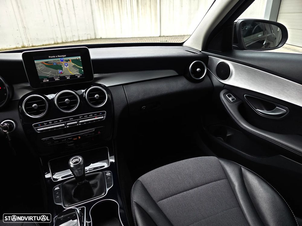 Mercedes-Benz C 200 d Avantgarde+ - 37
