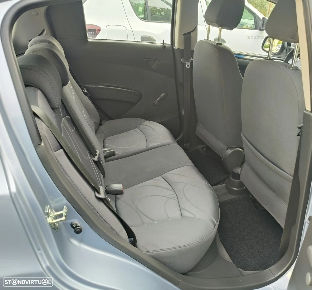 Chevrolet Spark 1.0 LS Bi-Fuel - 18