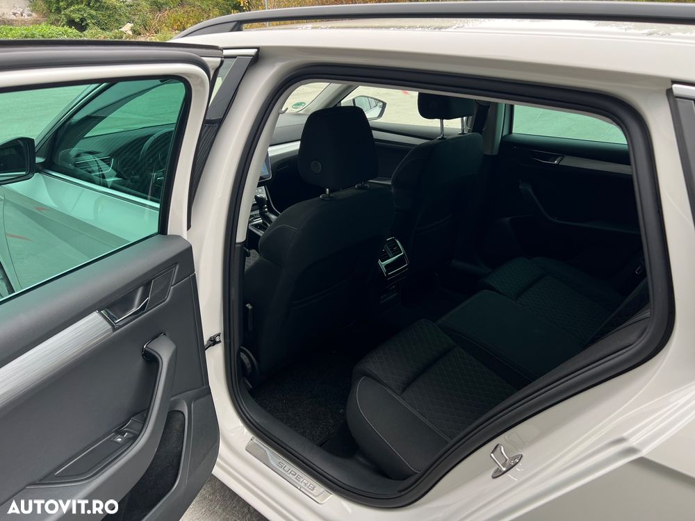 Skoda Superb Combi 2.0 TDI DSG Style - 7