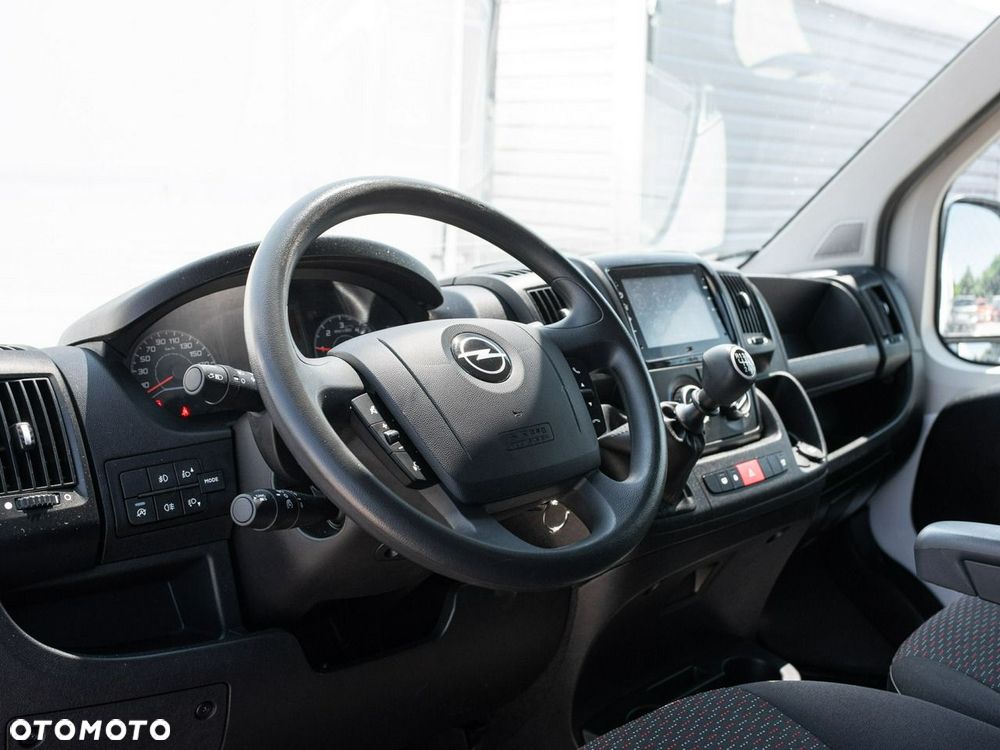 Opel Movano - 7