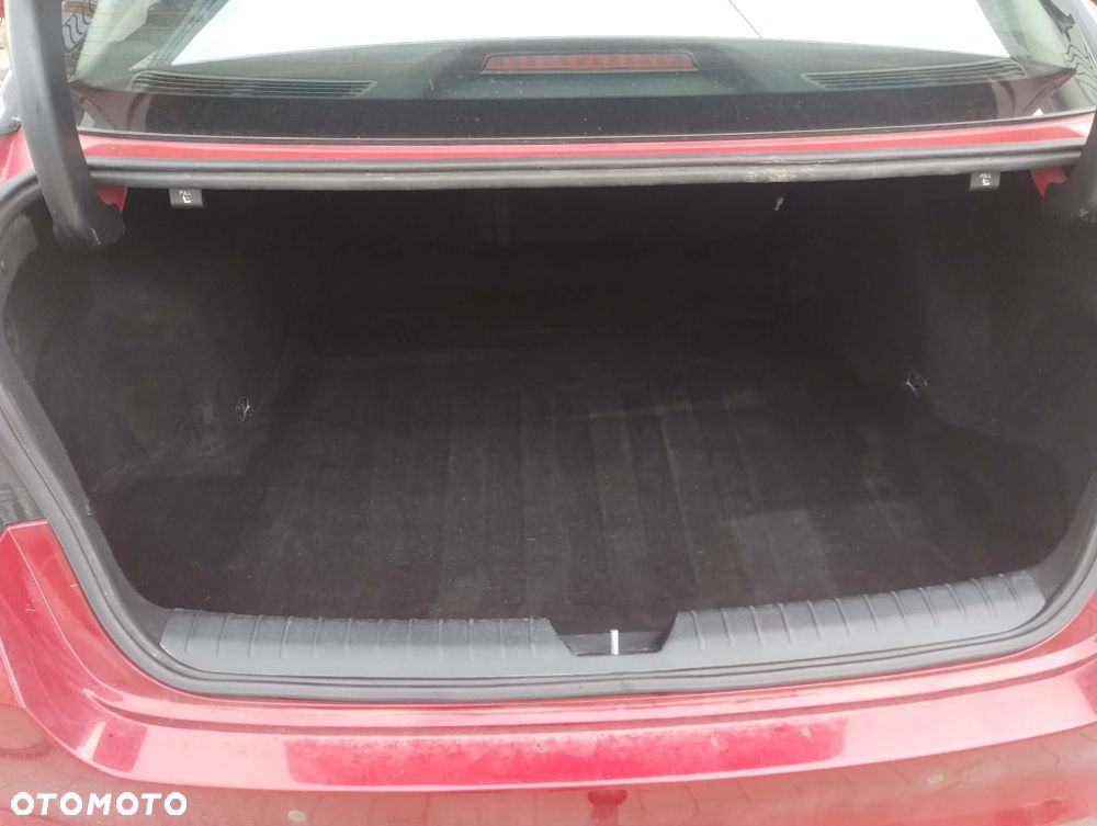 Kia Optima - 7