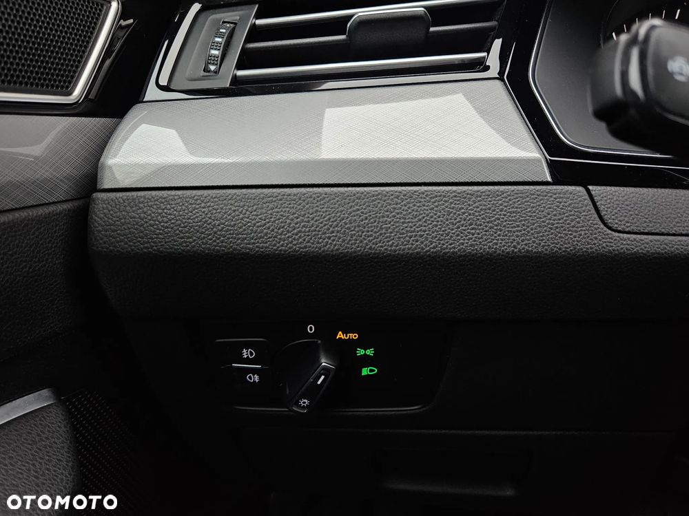 Volkswagen Passat 2.0 TDI EVO Business DSG - 35