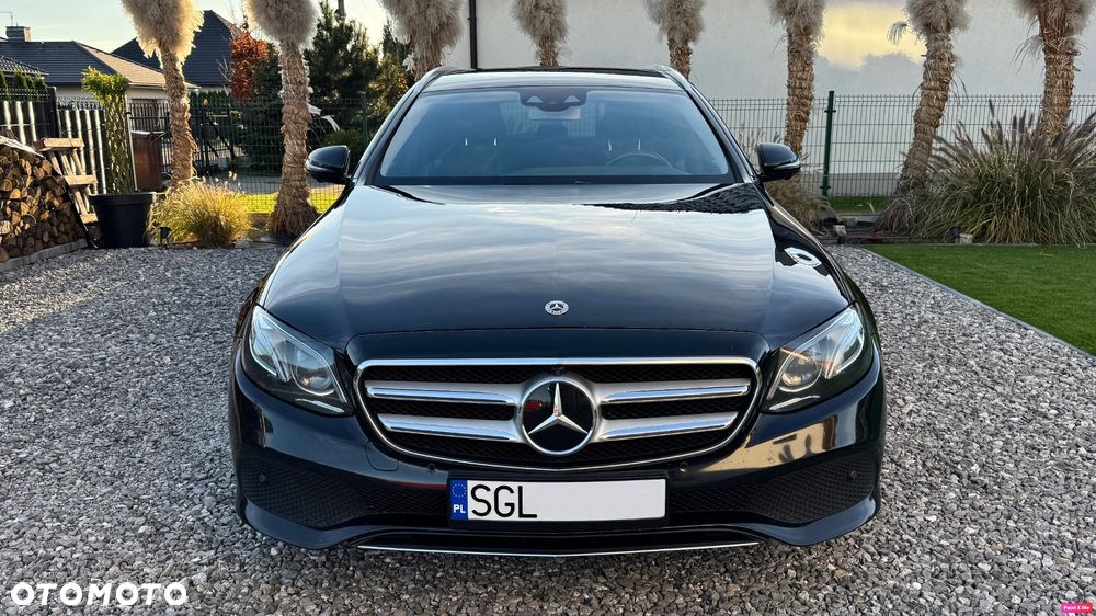 Mercedes-Benz Klasa E 220 d T 9G-TRONIC Avantgarde - 17