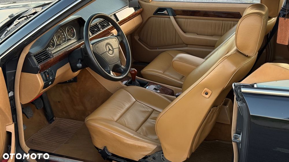 Mercedes-Benz W124 (1984-1993) - 26