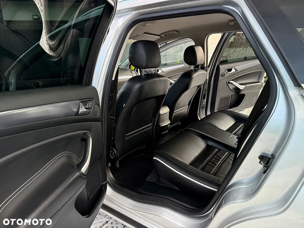 Ford Mondeo 2.0 TDCi Titanium S - 18