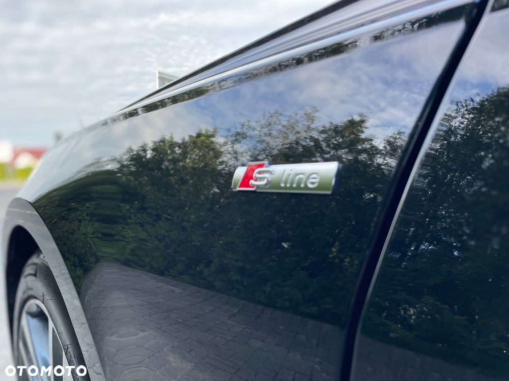 Audi A6 Avant 40 TDI quattro S tronic S line - 8