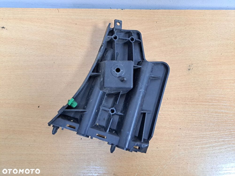 VOLVO S60 II V60 ŚLIZG MOCOWANIE ZDERZAKA LEWY PRZÓD PRZEDNI 30796625