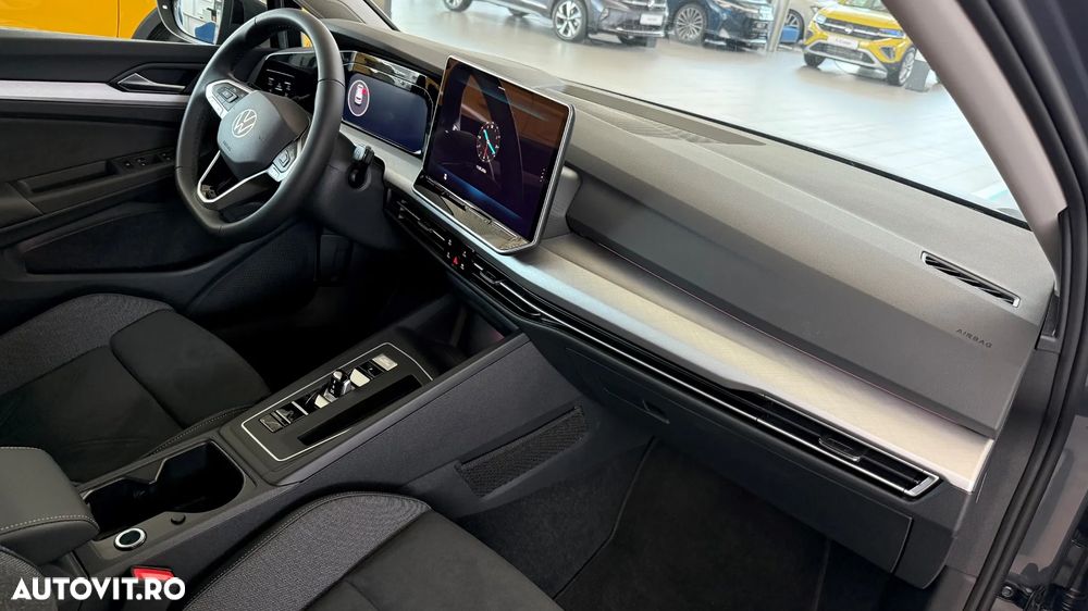 Volkswagen Golf - 5