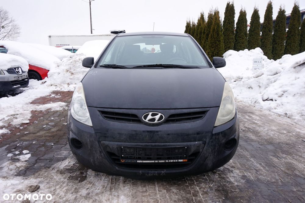 HYUNDAI I20 I 5D HB 2011 FR 1.2 16V G4LA 78KM CZARNY na części - 8