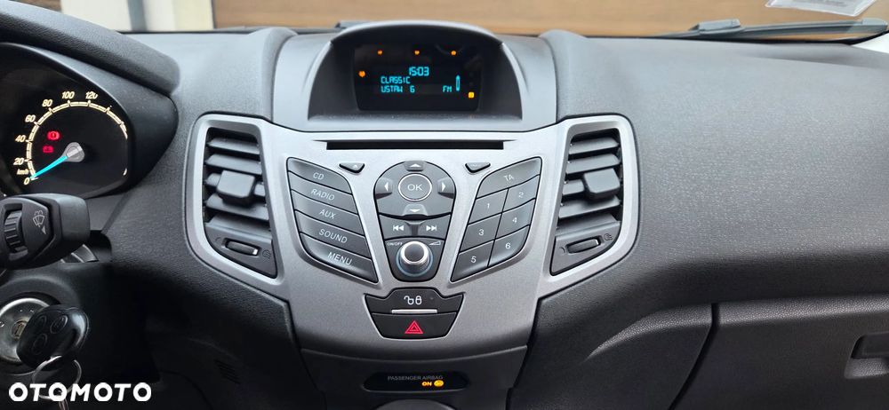 Ford Fiesta 1.25 Trend - 12