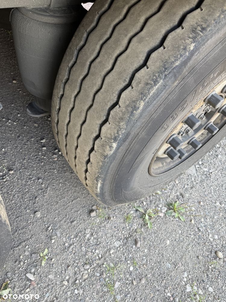 Schmitz Cargobull SCB - 4