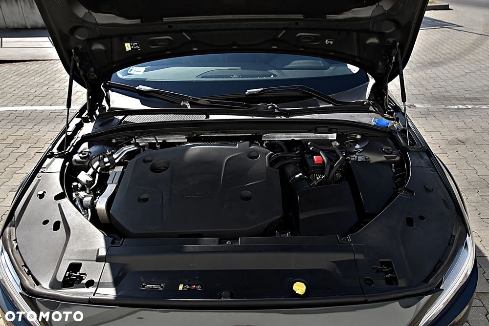 Volvo V90 Cross Country D4 AWD Pro - 10