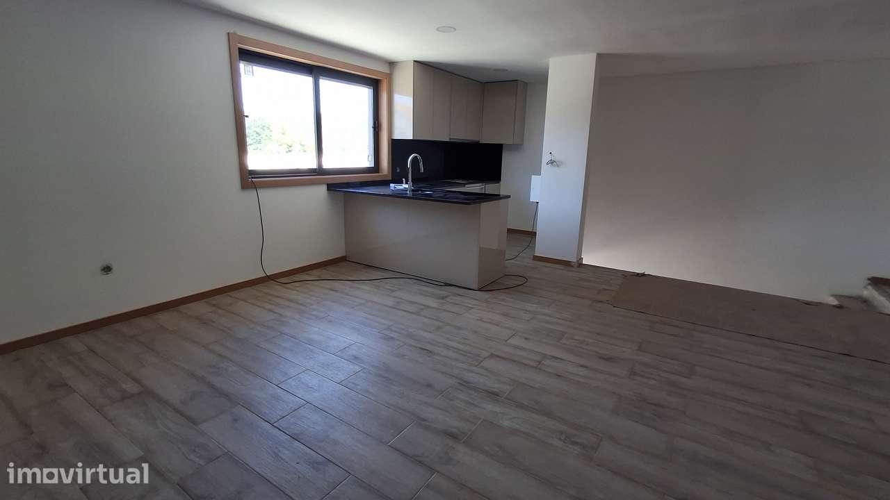 Apartamento T3 novo com jardim em Agrela - Grande imagem: 5/17