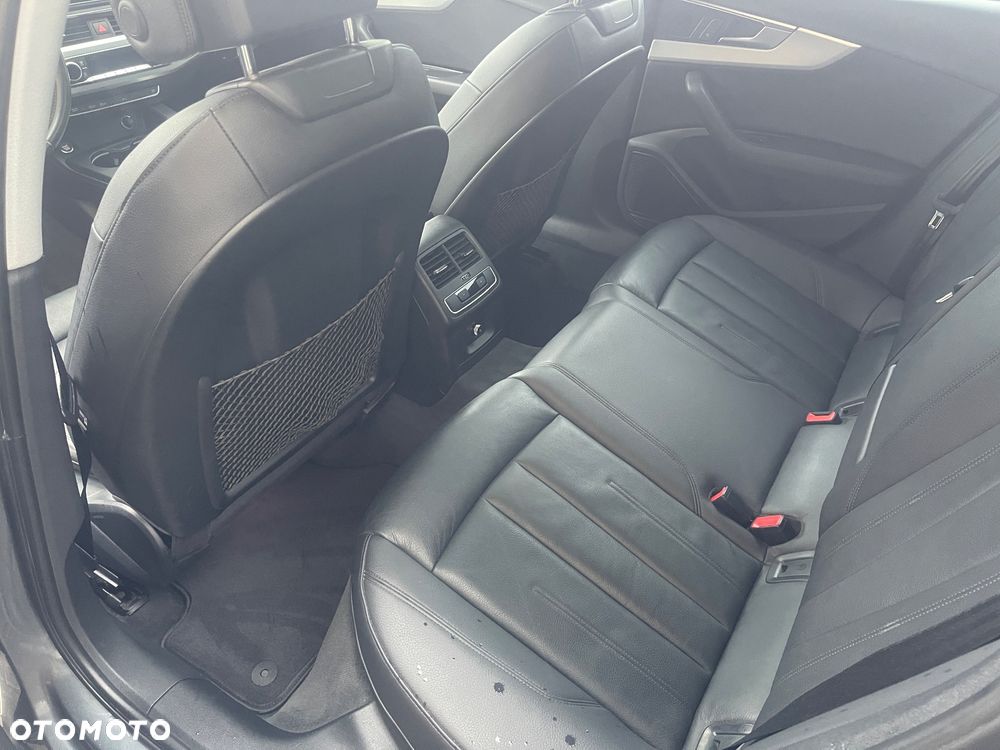 Audi A4 Limousine - 9