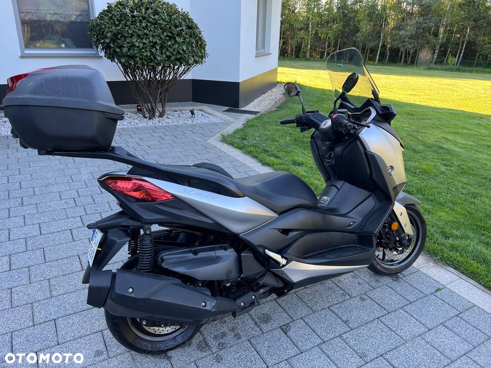 Yamaha X-max - 8