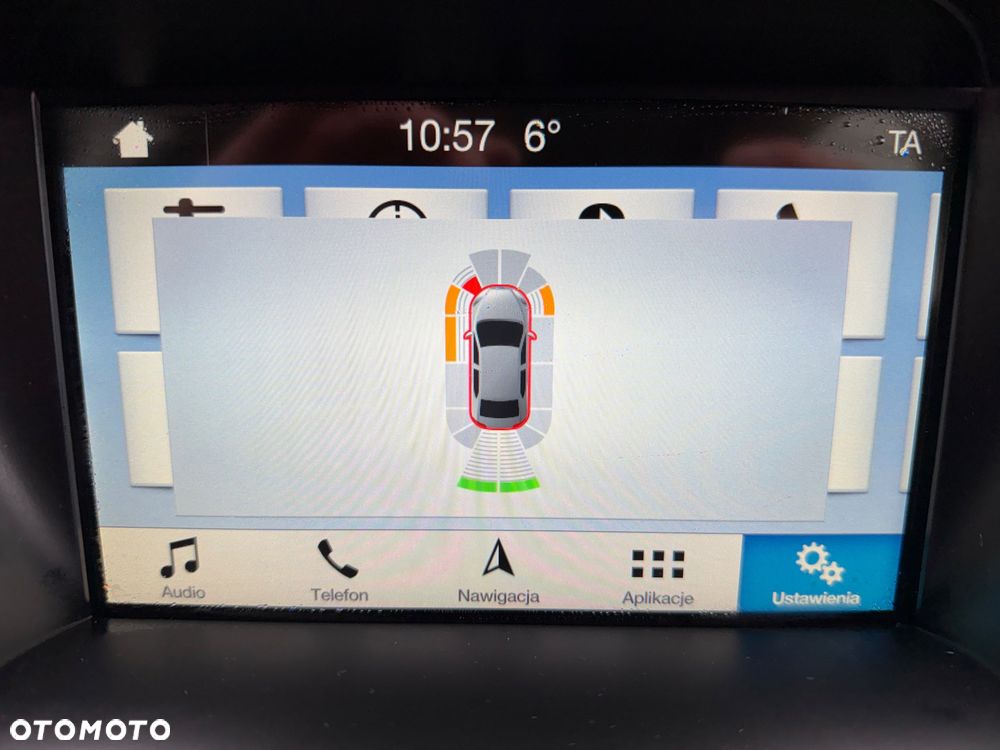 Ford Kuga - 25