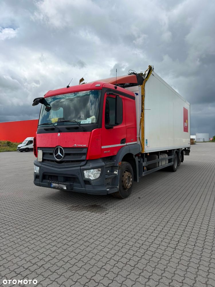 Mercedes-Benz Actros - 2