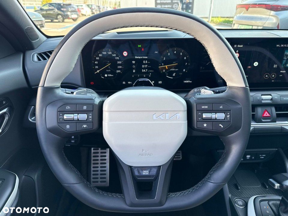 Kia K4 - 16