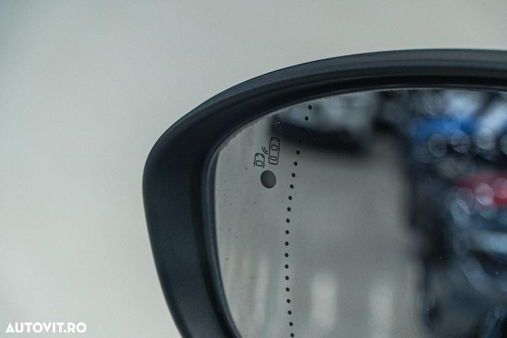 Renault Arkana E-TECH 145 Evolution - 27