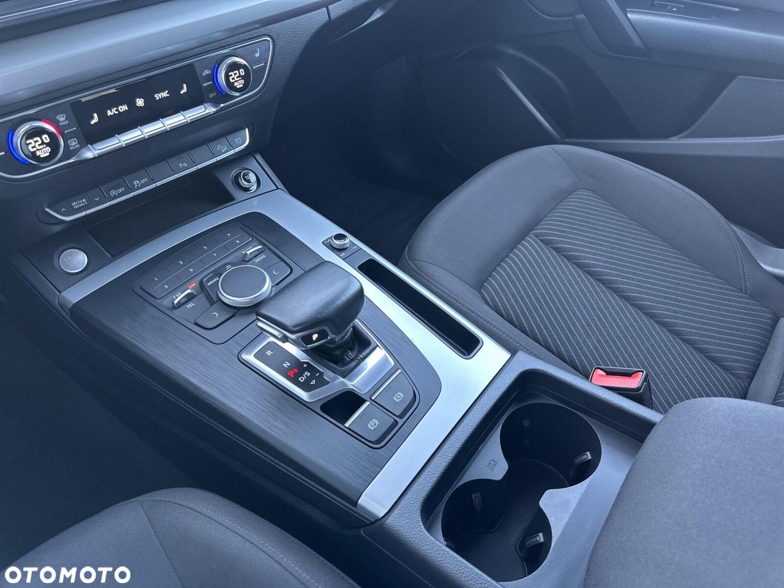 Audi Q5 35 TDI Quattro S tronic - 24