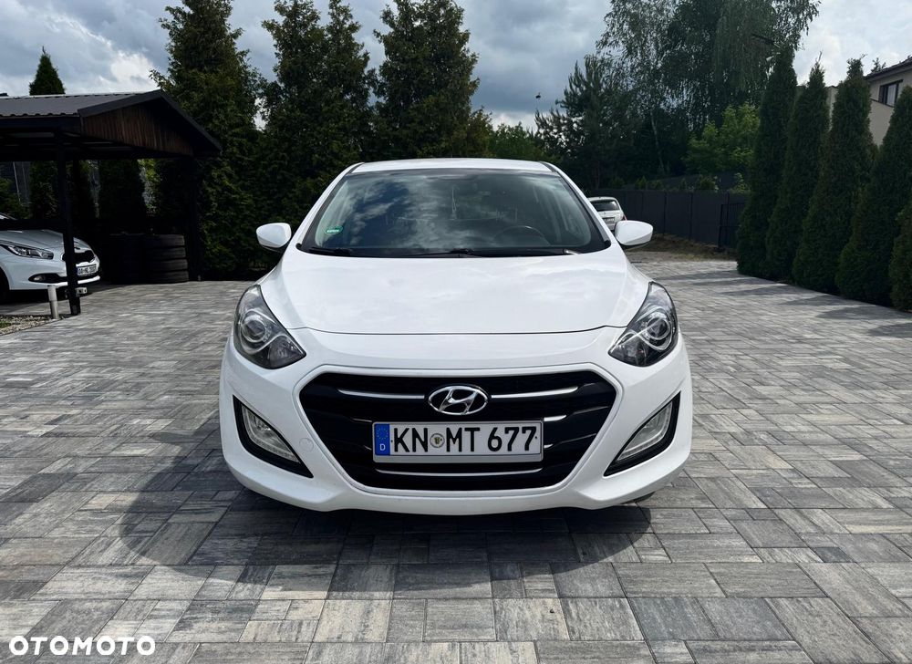 Hyundai i30 1.6 D Classic + - 2