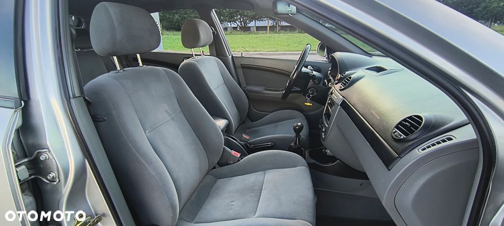 Chevrolet Lacetti 1.6 SX - 16