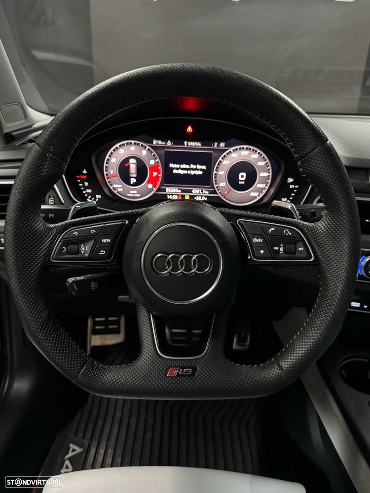 Audi RS4 S tronic - 7